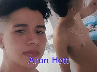 Aron_Hott