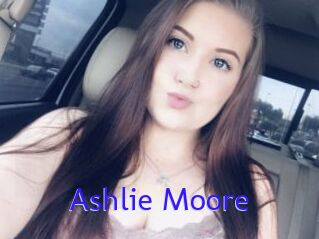 Ashlie_Moore