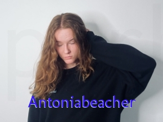 Antoniabeacher