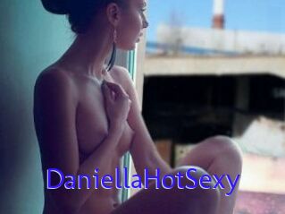 DaniellaHotSexy