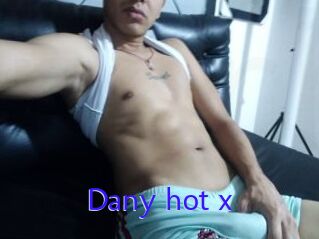 Dany_hot_x