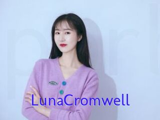 LunaCromwell