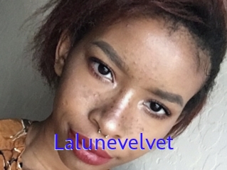 Lalunevelvet