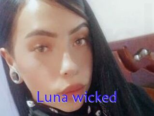 Luna_wicked