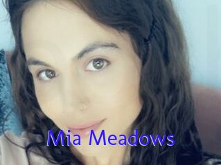 Mia_Meadows