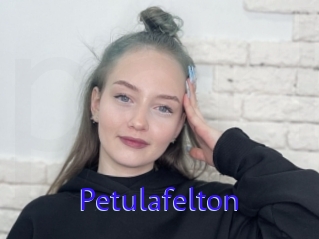 Petulafelton