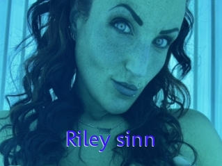 Riley_sinn