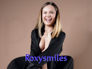 Roxysmiles