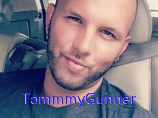 TommmyGunner