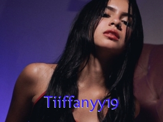 Tiiffanyy19