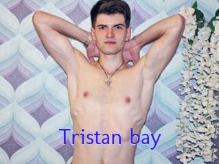 Tristan_bay