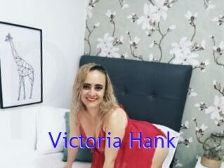 Victoria_Hank