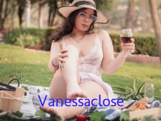 Vanessaclose