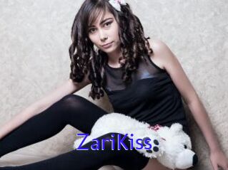 ZariKiss