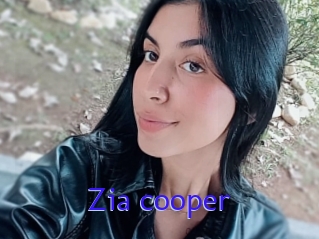 Zia_cooper